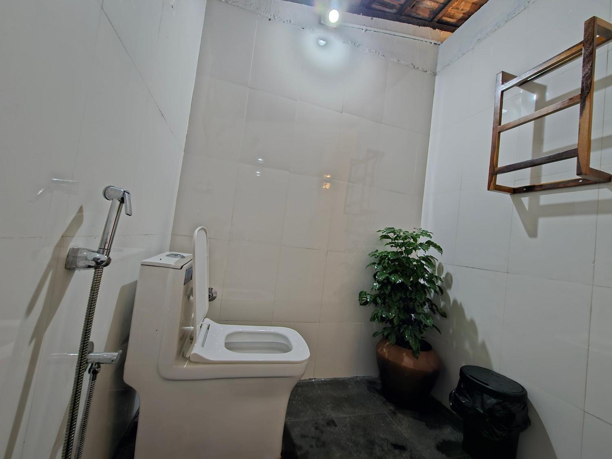 Benomadic Eco Hostel, Madikeri, Coorg Suntikoppa Kültér fotó